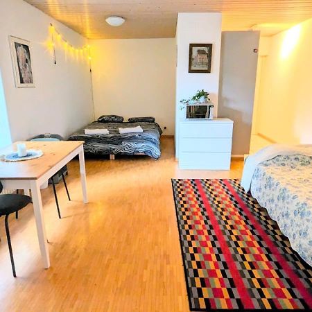 Urban Retreat - Cozy Studio With Private Patio Apartment Zurich Exterior photo
